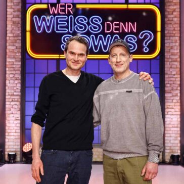 Tatort-Kommissare Fabian Hinrichs und Wotan Wilke Möhring rätseln im Ersten 